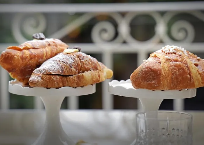 Ruins De Charme Bed & Breakfast 4*