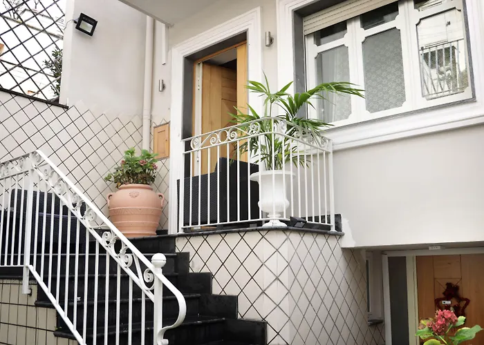 Bed & Breakfast Ruins De Charme 4*